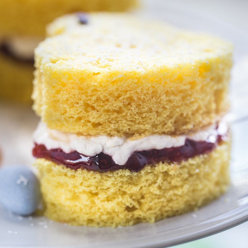 Victoria Sponge Peeps