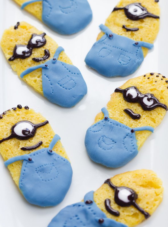 Minion Cookies