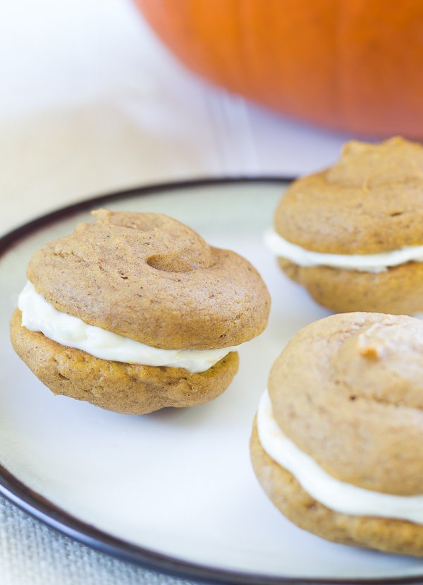 Pumpkin Spice Whoopie Pies